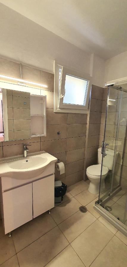 Bella De Lux Residence Kato Korakiana ภายนอก รูปภาพ